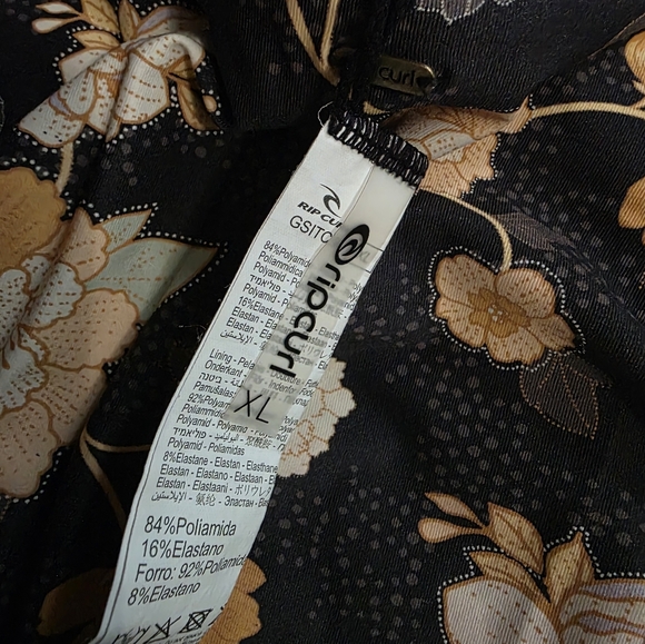 Rip Curl Swimsuit - Picture 3 of 3